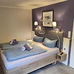 Norderny Direkt Am Deich, Fledderweg 8 In Norddeich Vakantiehuis